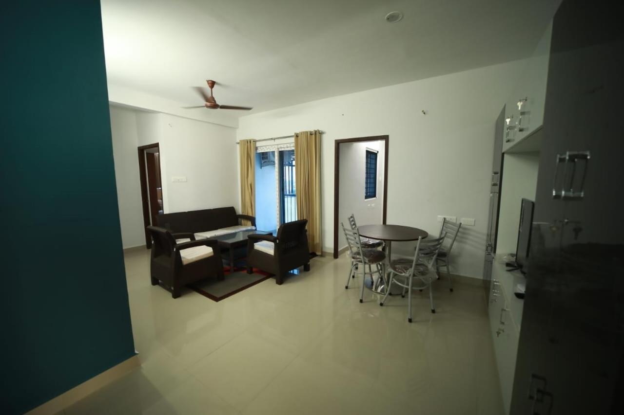 Mitra Inn Serviced Apartment Madras Buitenkant foto