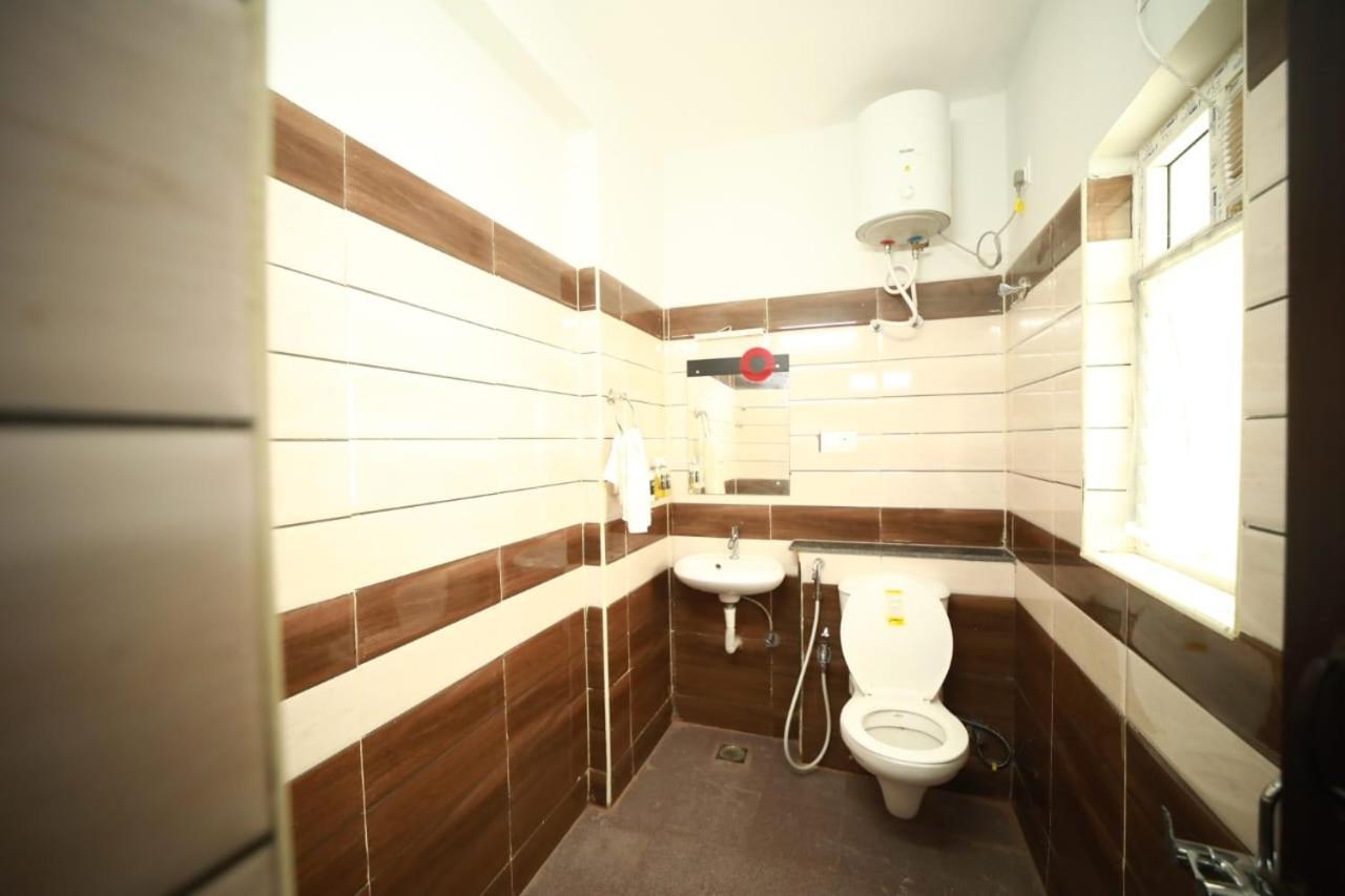 Mitra Inn Serviced Apartment Madras Buitenkant foto
