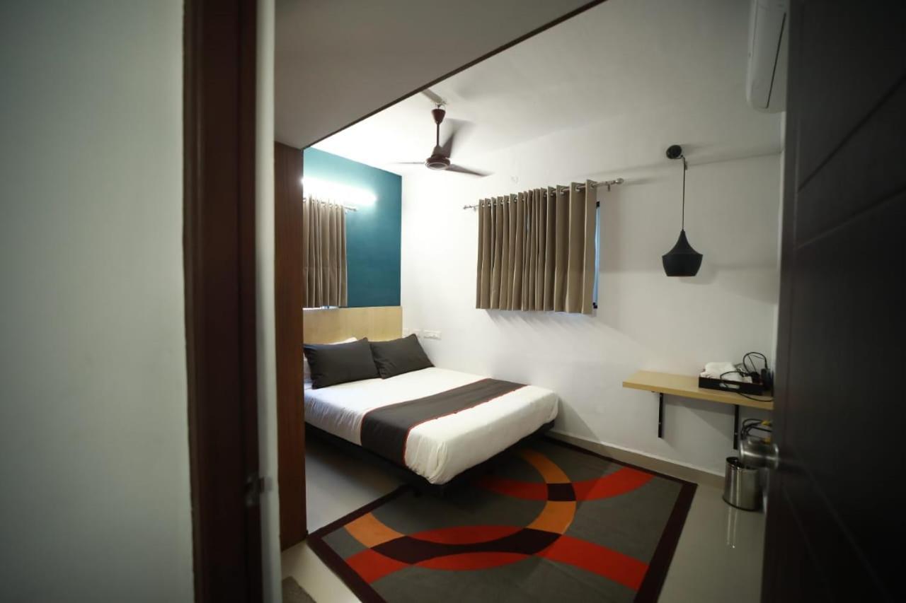 Mitra Inn Serviced Apartment Madras Buitenkant foto